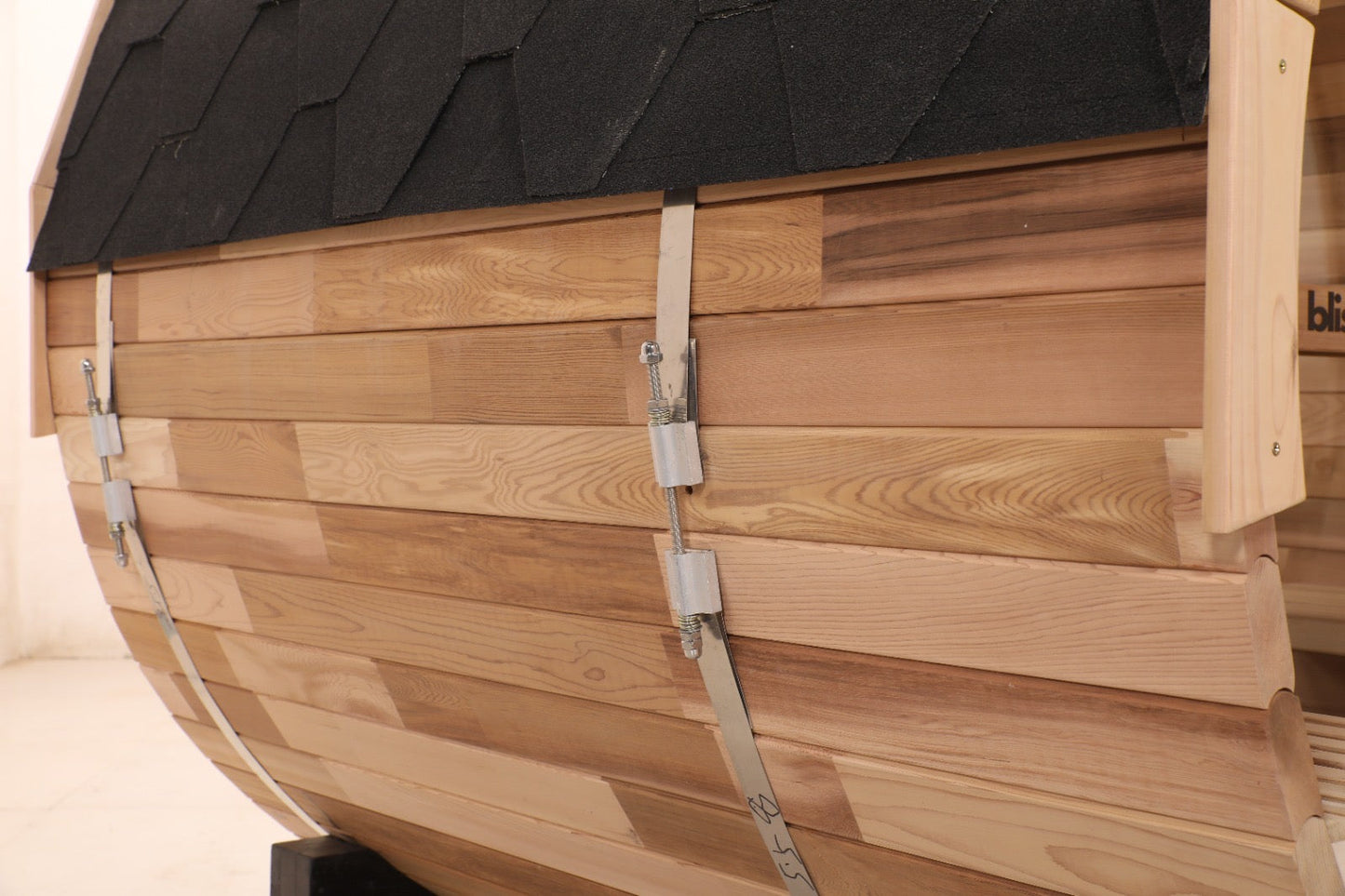 Canadian Red Cedar Outdoor Steam Barell Sauna, 2-4 / 4-6 persons with Full Glass Back & 2 front Porch seats