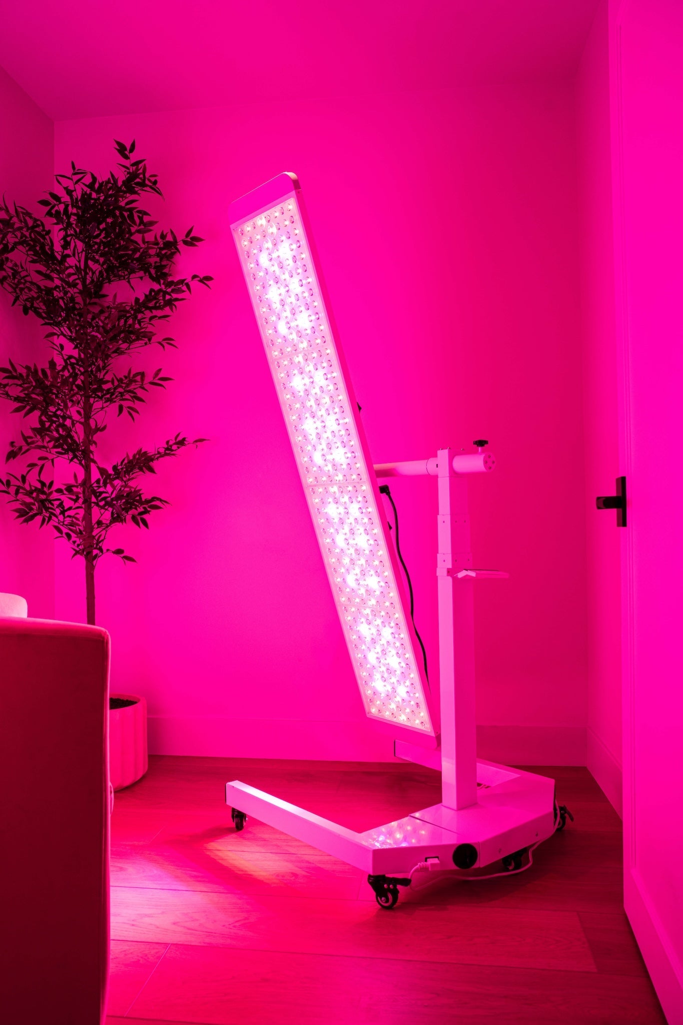 Large Light Therapy Panel — Red, Near-Infrared &amp; Blue Light, 7 Wavelengths